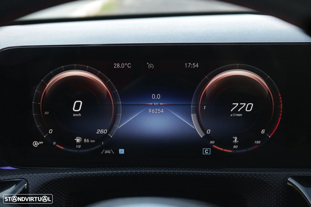 Mercedes-Benz A 180 d AMG Line - 51