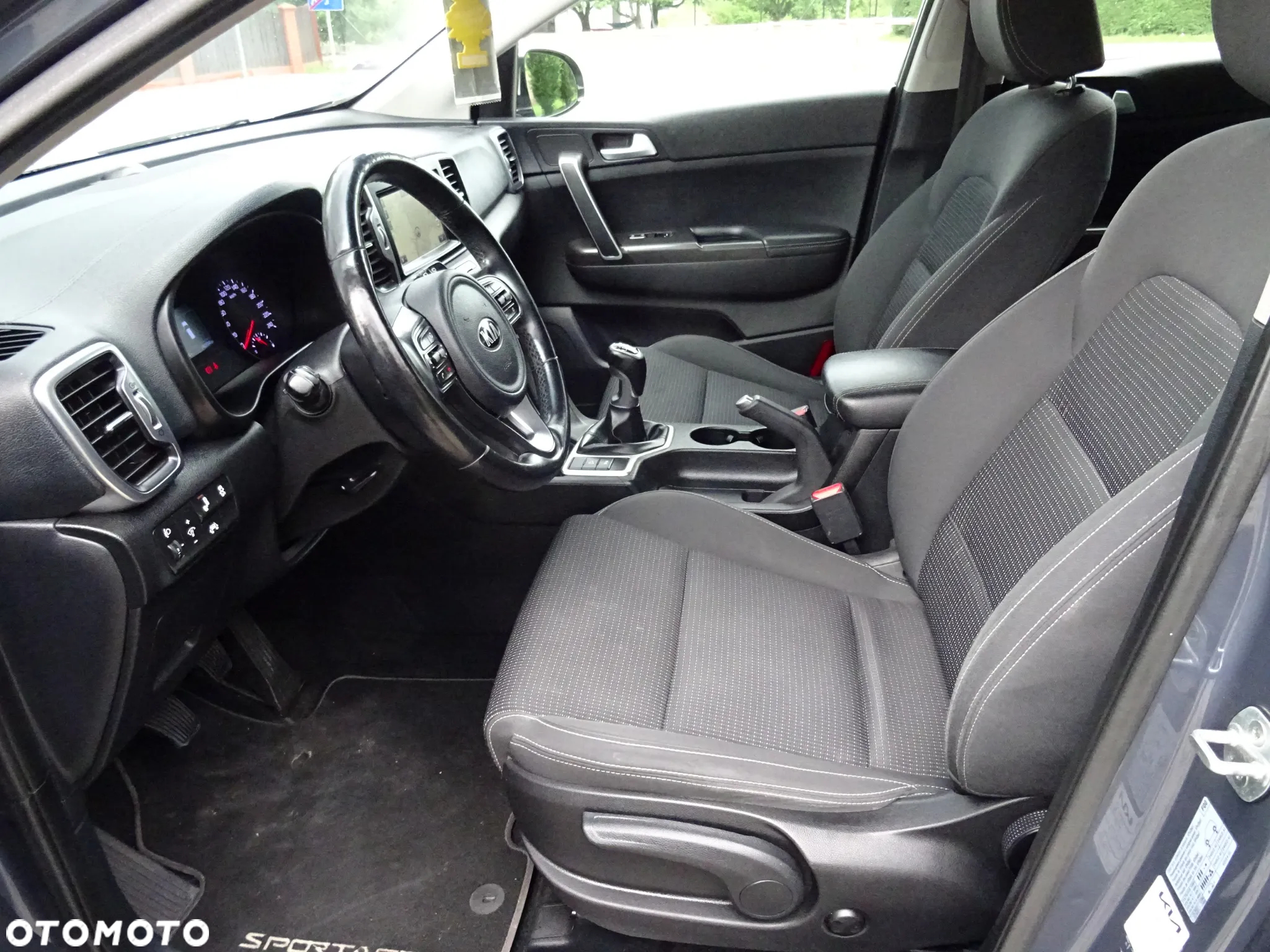 Kia Sportage 1.6 GDI L Business Line Plus 2WD - 17