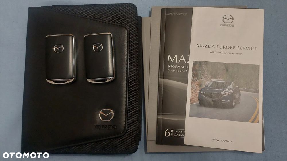 Mazda 3 e-SKYACTIV-G 150 M HYBRID EXCLUSIVE-LINE - 36