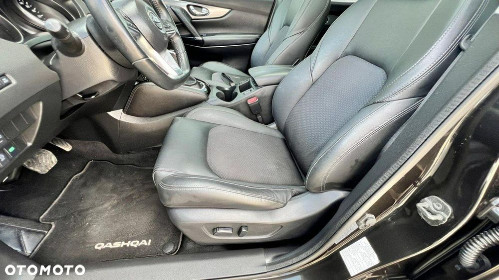 Nissan Qashqai - 10