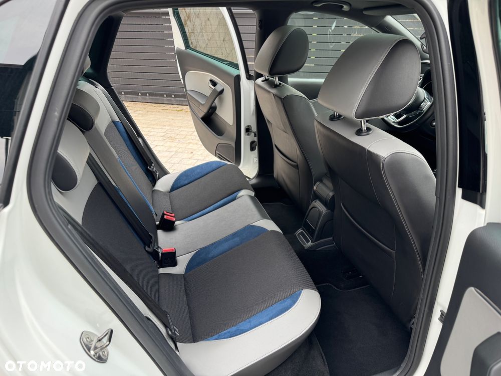 Volkswagen Polo - 17