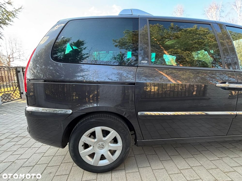 Peugeot 807 HDi 170 Bi-Turbo Automatik Platinum Pullmann - 12