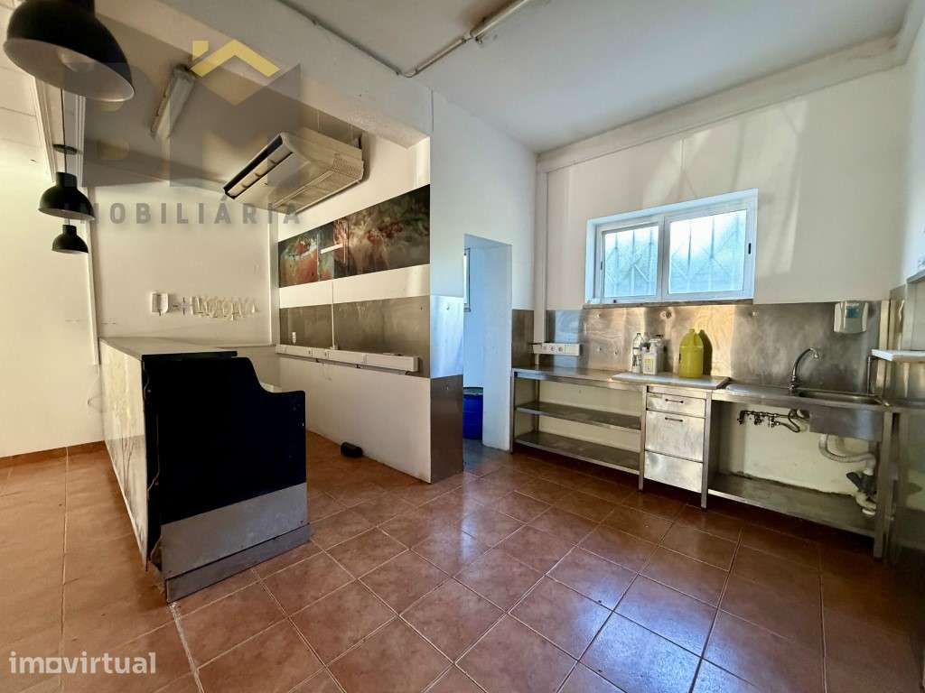 Espaço comercial para venda em Castelo Branco - Excelente oportunid... - Grande imagem: 3/17