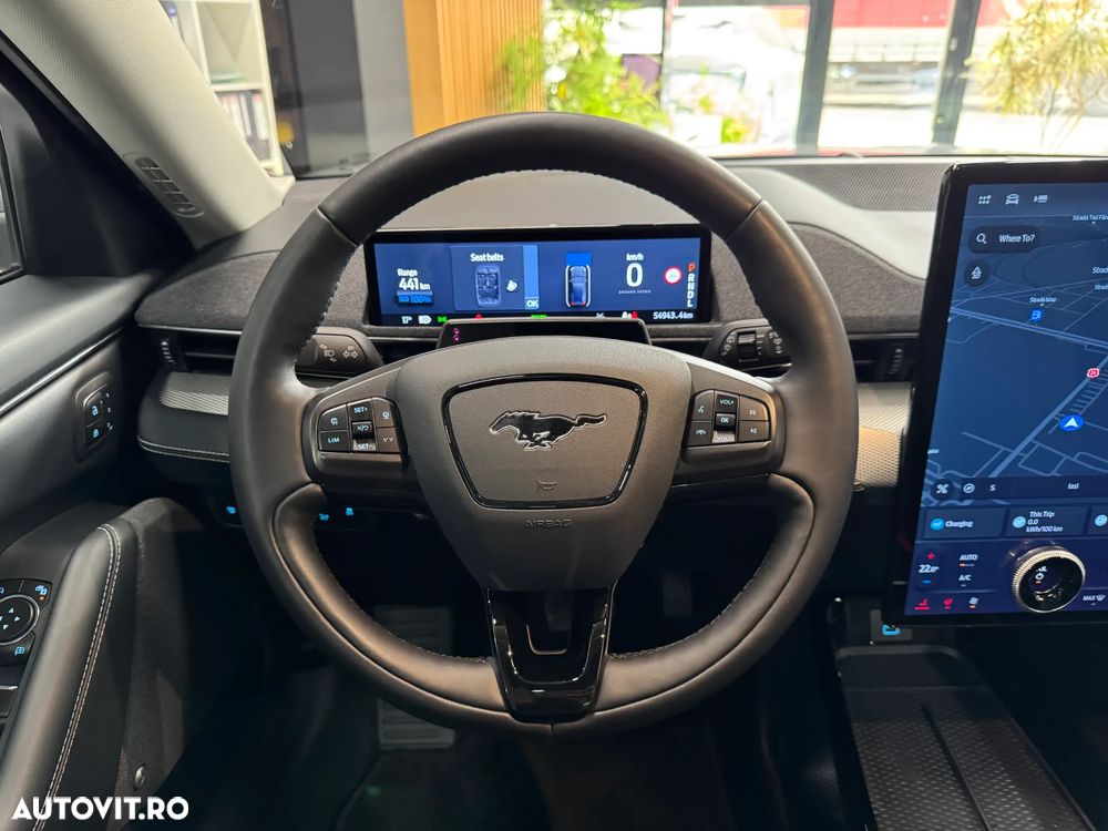 Ford Mustang Mach-E - 21