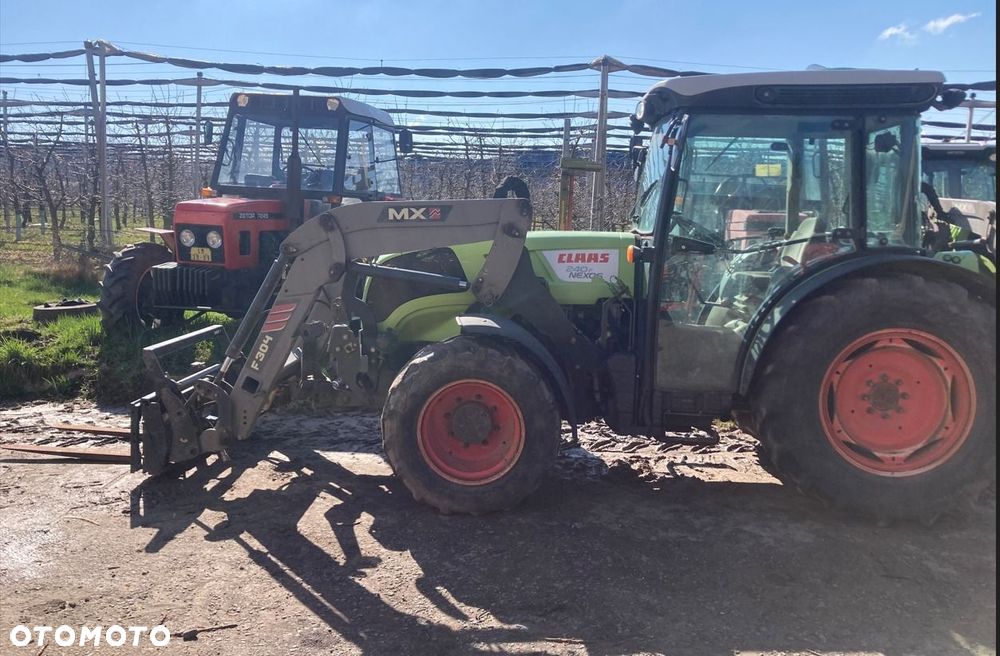 Claas Nexos 240F 4X4 - 9