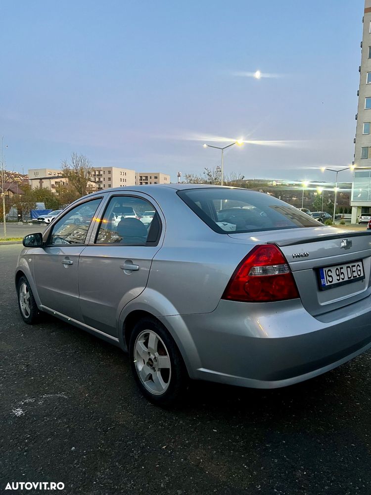 Chevrolet Aveo - 6
