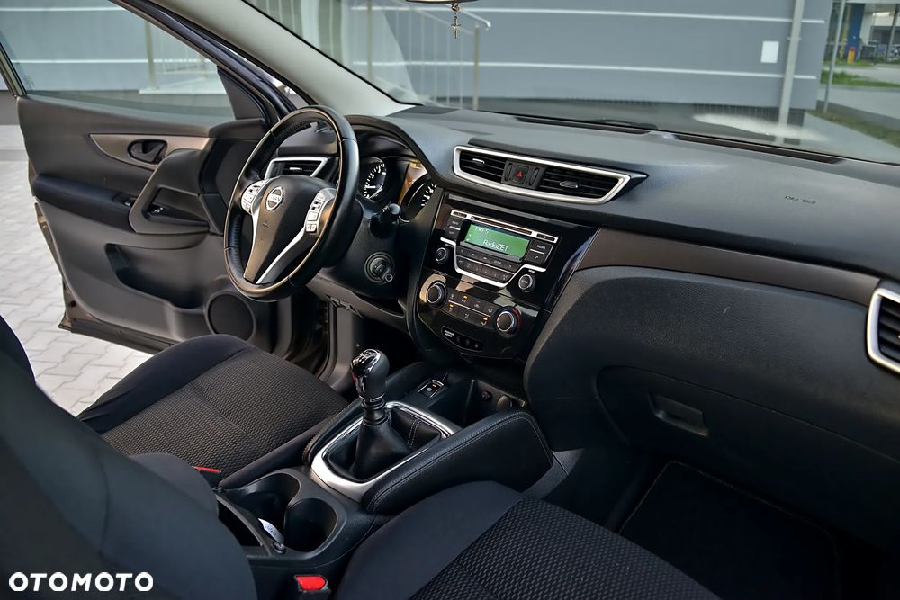 Nissan Qashqai 1.2 DIG-T Visia - 25