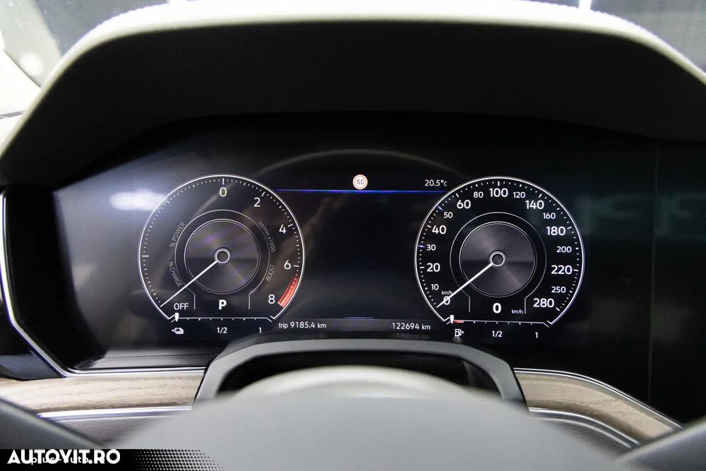 Volkswagen Touareg 3.0 V6 e-Hybrid 4Motion Aut. Atmosphere - 23