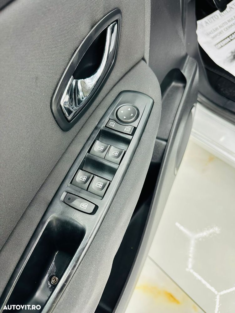 Renault Grand Scenic dCi 110 Expression - 19