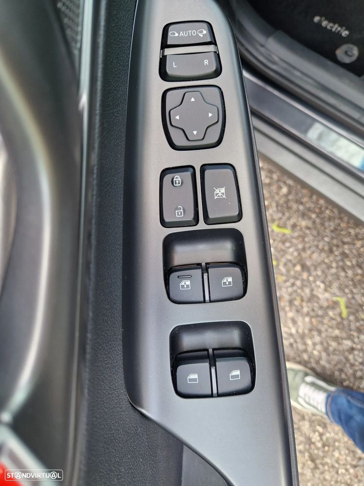 Hyundai Kauai Premium - 23