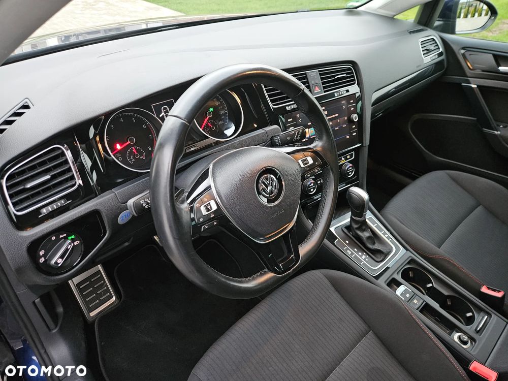 Volkswagen Golf 1.4 TSI DSG Sound - 27