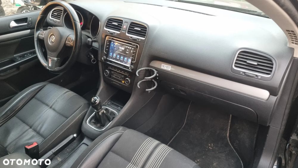 Volkswagen Golf 2.0 TDI DPF MATCH - 9