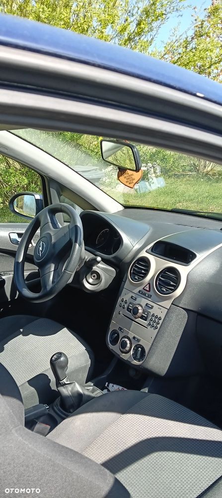 Opel Corsa - 9