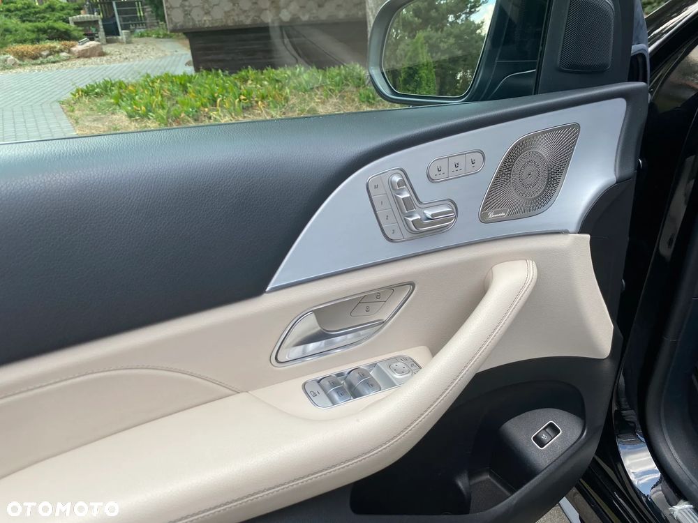 Mercedes-Benz GLE 300 d mHEV 4-Matic AMG Line - 11