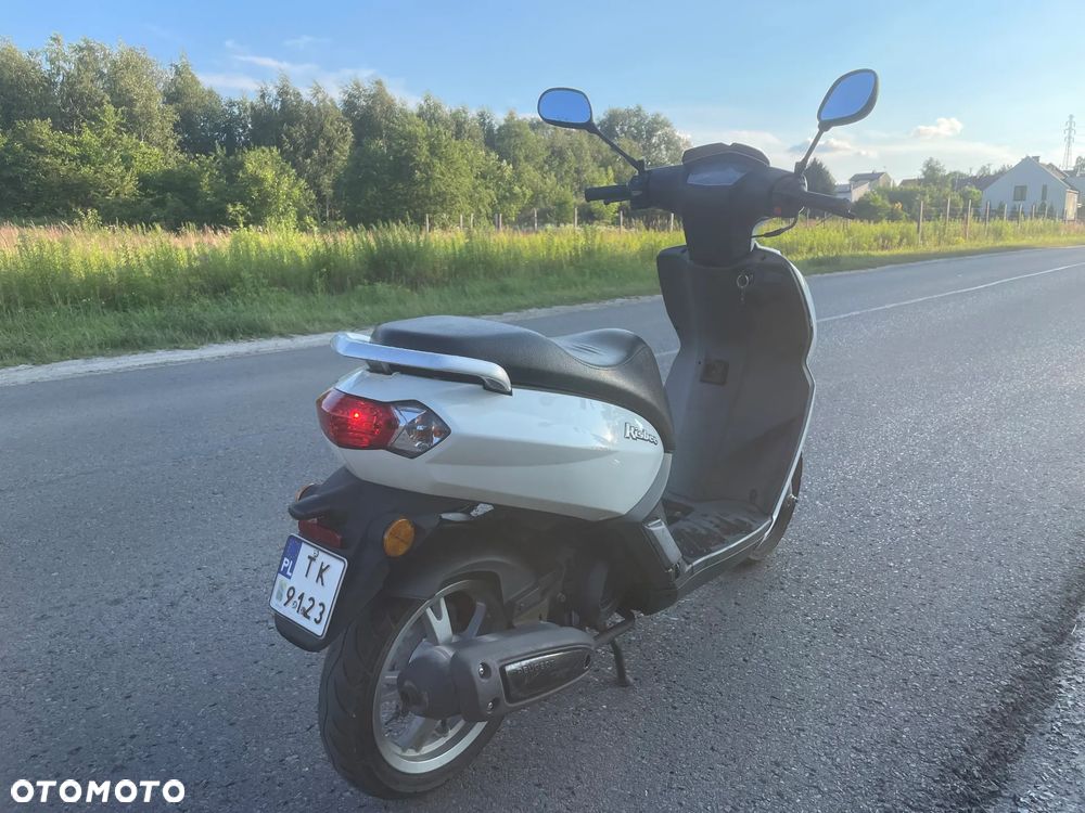Peugeot Kisbee - 3