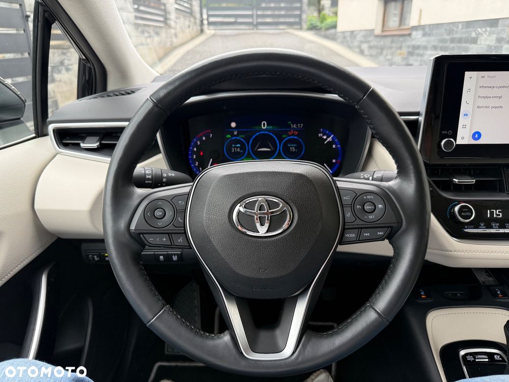 Toyota Corolla 1.8 Hybrid Executive - 23