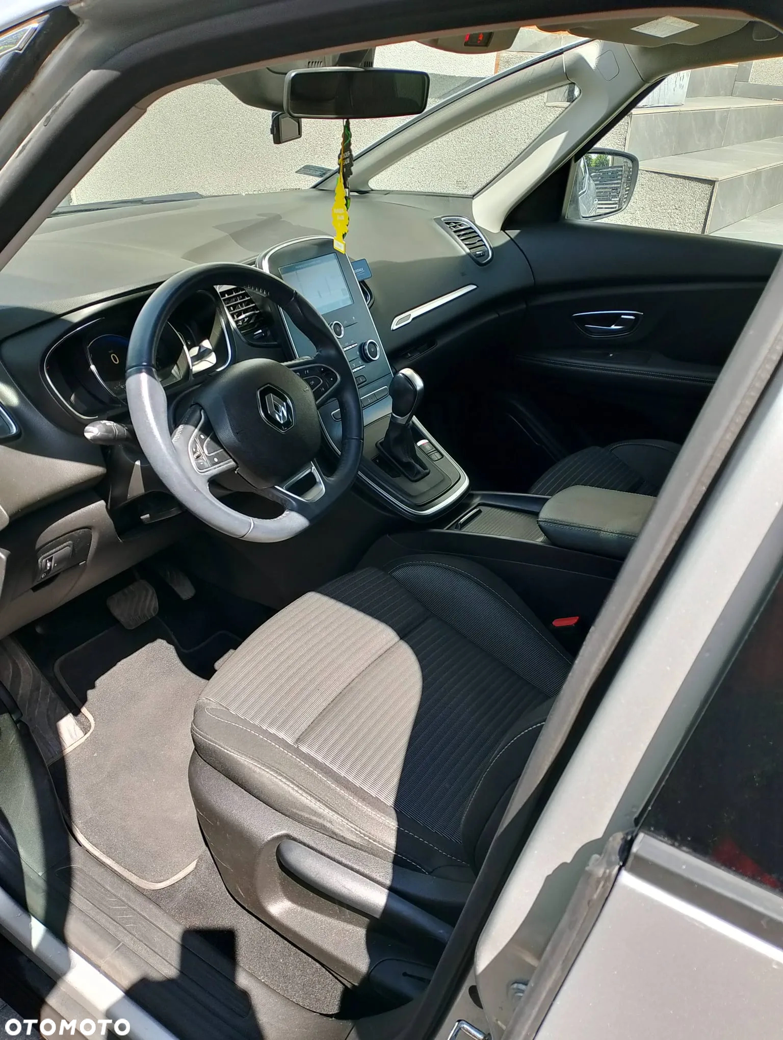 Renault Scenic 1.5 dCi Expression EDC - 25