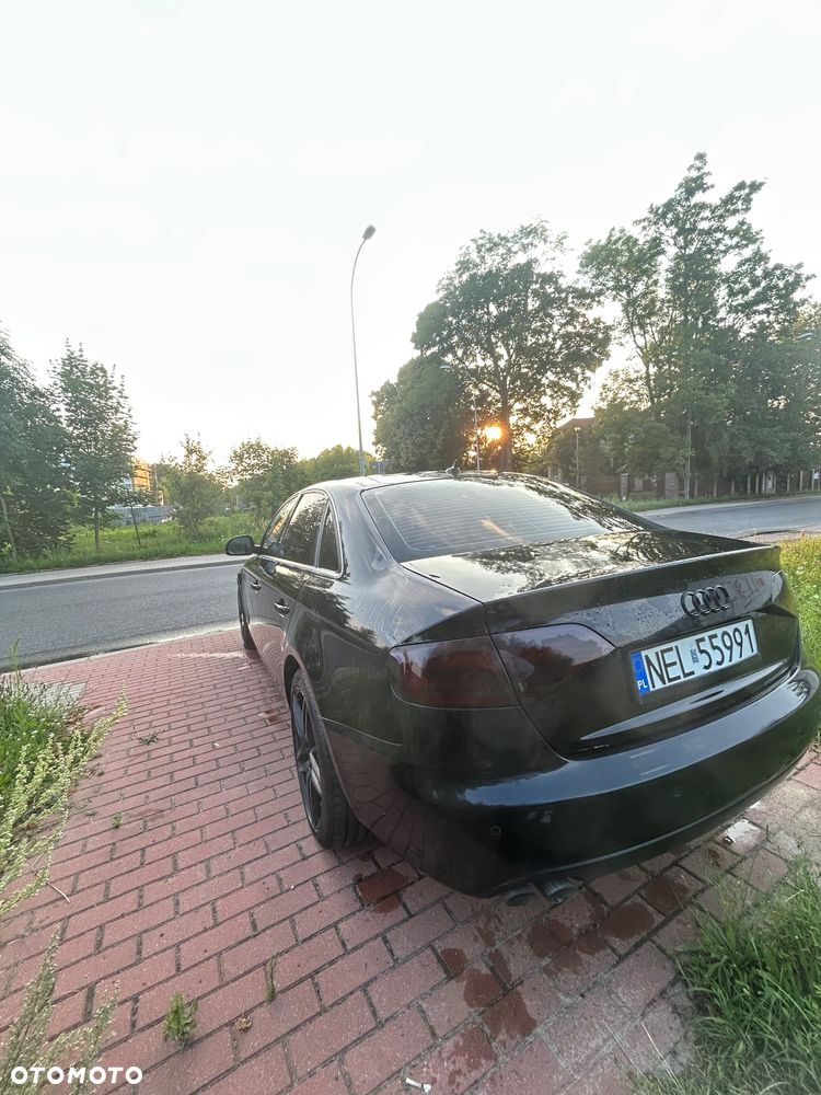 Audi A4 Limousine - 6