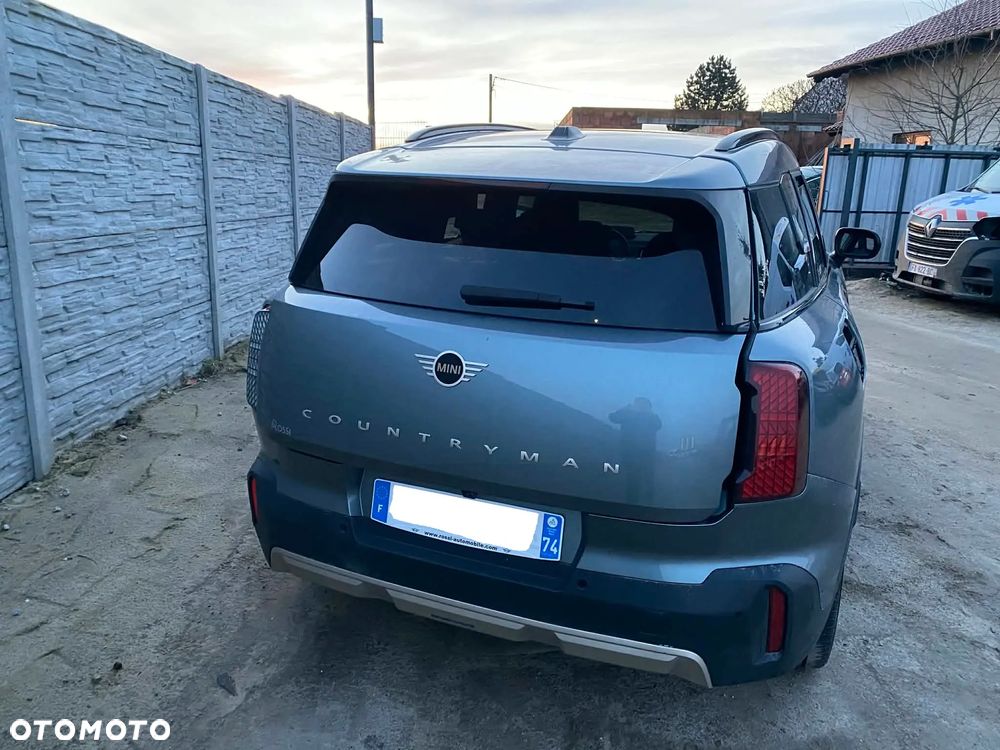 MINI Countryman E Essential Trim - 31