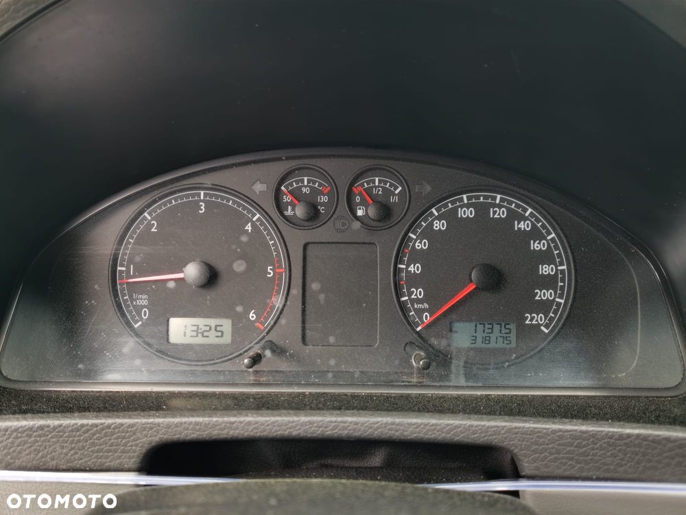 Volkswagen Multivan L1 - 22