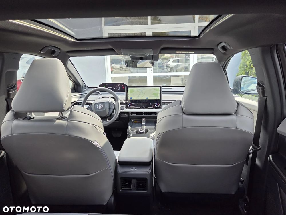 Toyota C-HR+ 77kWh 4x4 Executive - 32