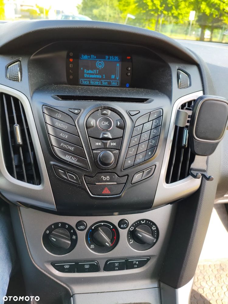 Ford Focus 1.6 Ambiente Start - 9