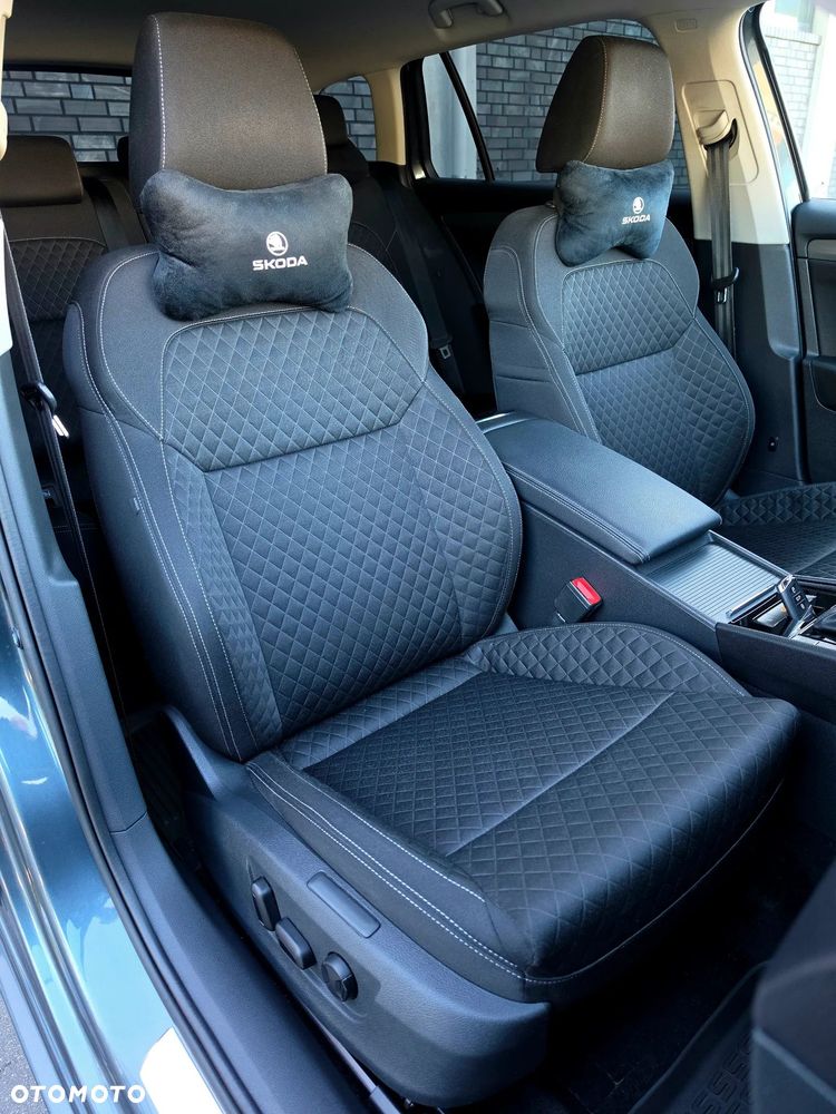 Skoda Superb 2.0 TDI Style DSG - 11