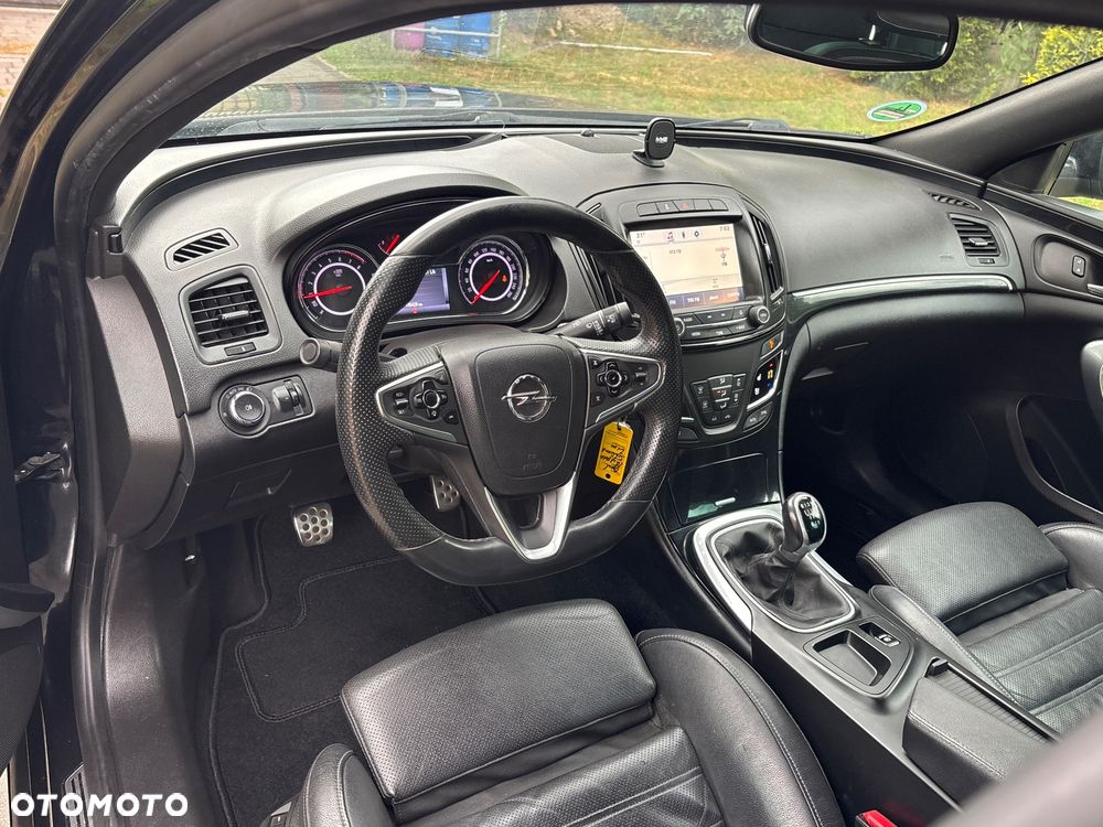 Opel Insignia 2.0 T Cosmo S&S - 9