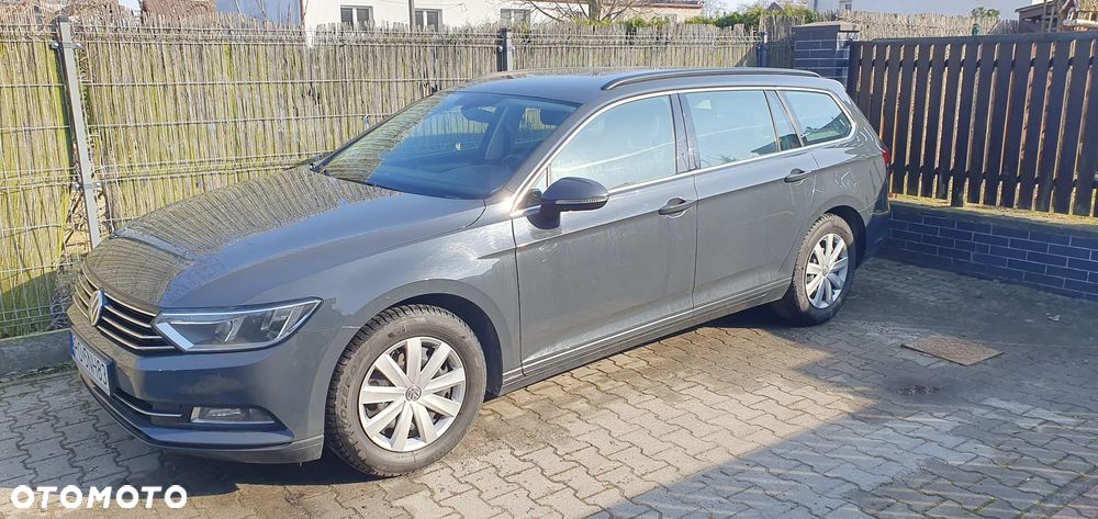 Volkswagen Passat 1.6 TDI (BlueMotion Technology) Comfortline - 1