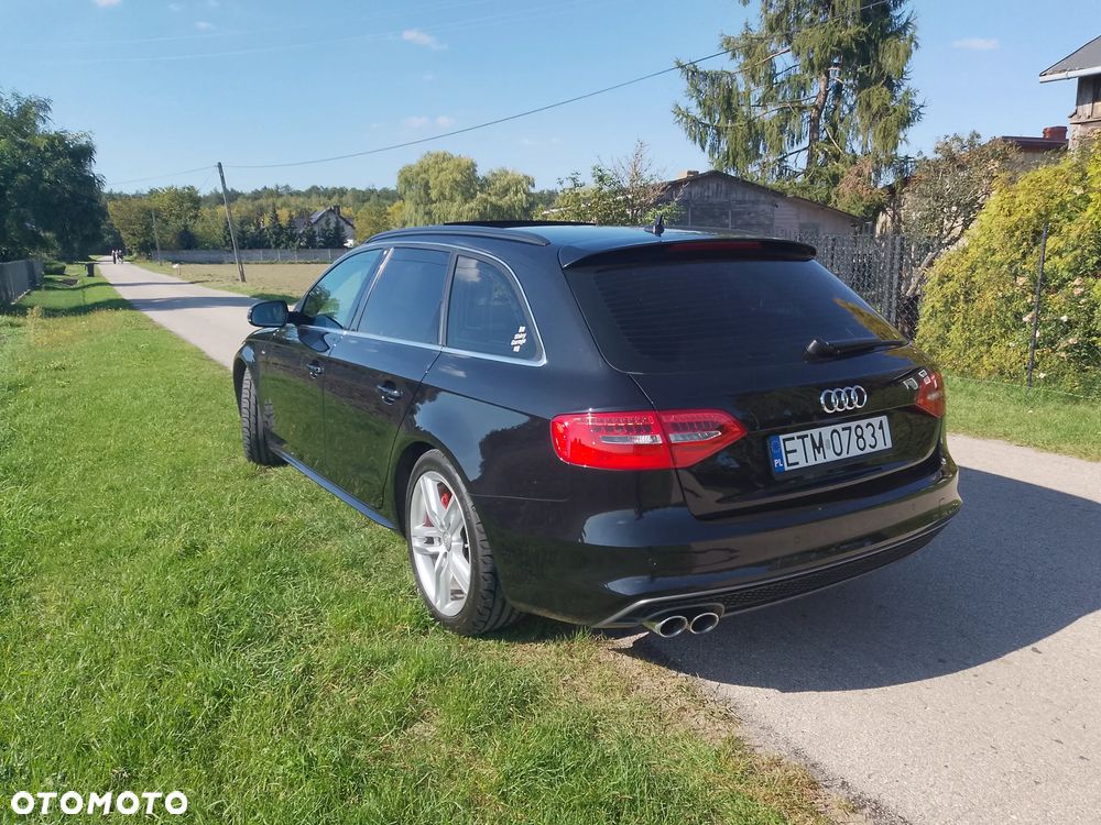 Audi A4 Avant - 9