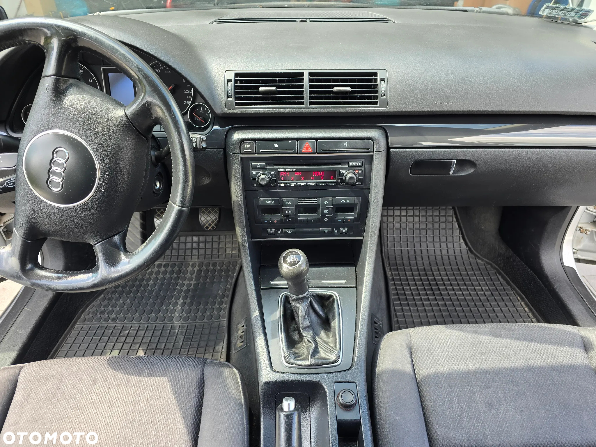 Audi A4 Avant 1.6 - 6