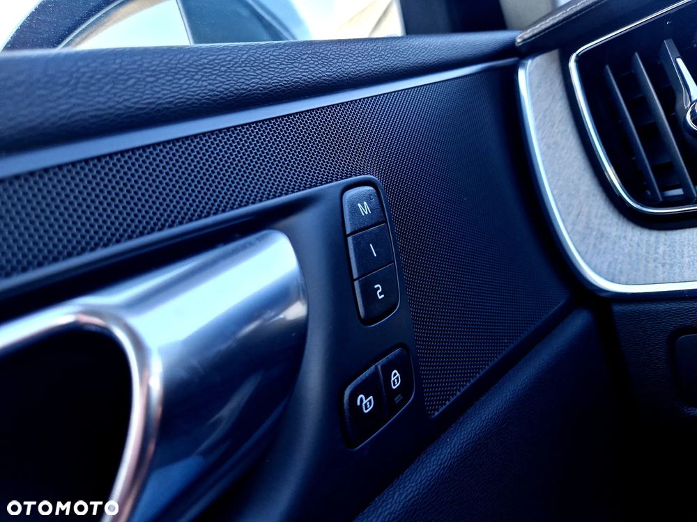 Volvo XC 60 T6 AWD Plug-In Hybrid Inscription Expression - 15