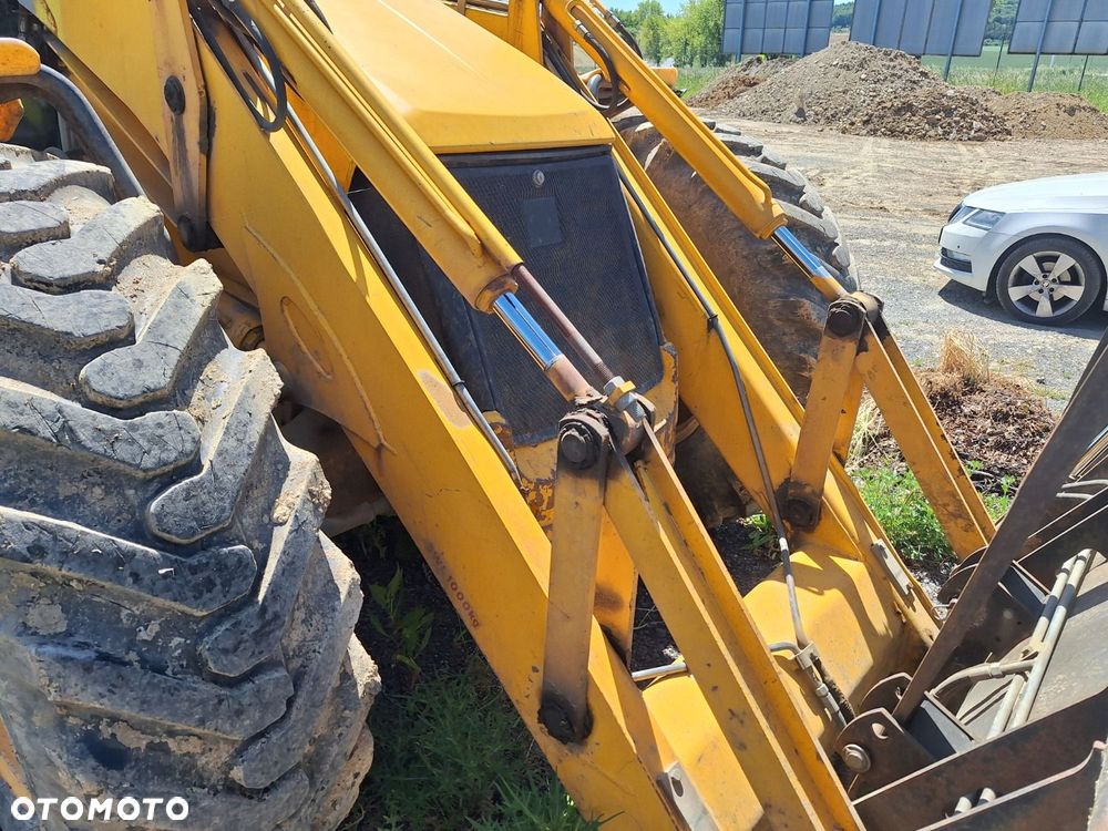 JCB 4Cx 4X4 - 36