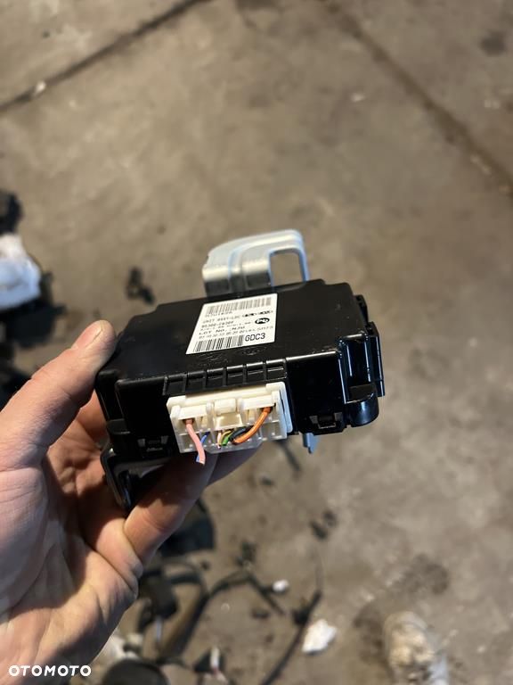 MODUŁ STEROWNIK ASSY HYUNDAI i20 II 95300-C8300 - 2
