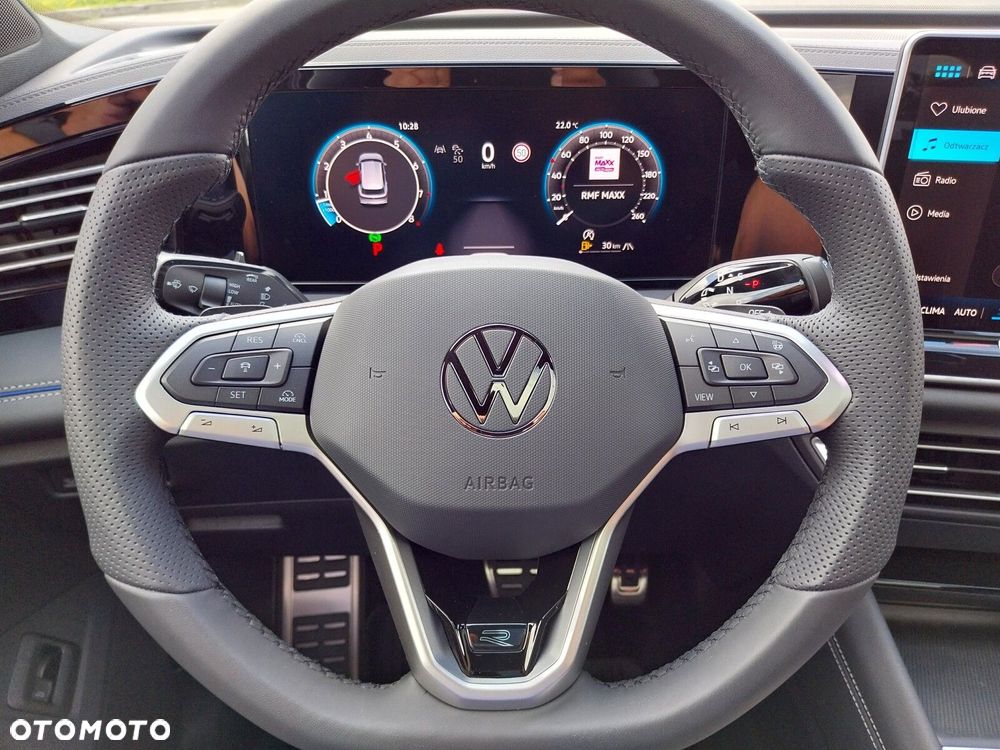 Volkswagen Tiguan - 19