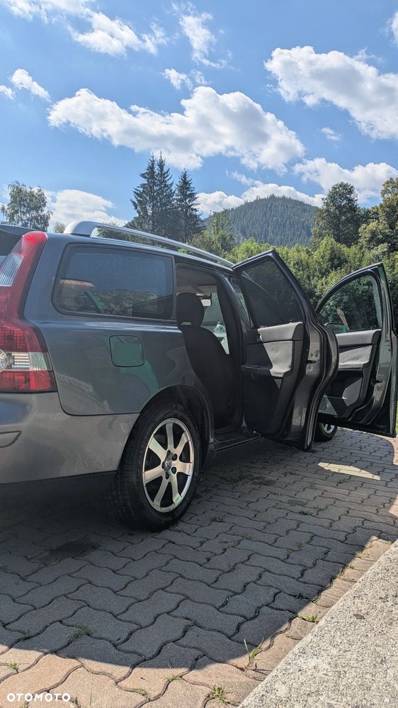 Volvo V50 2.0D Momentum - 8