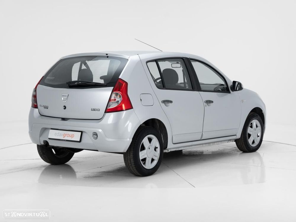 Dacia Sandero - 4