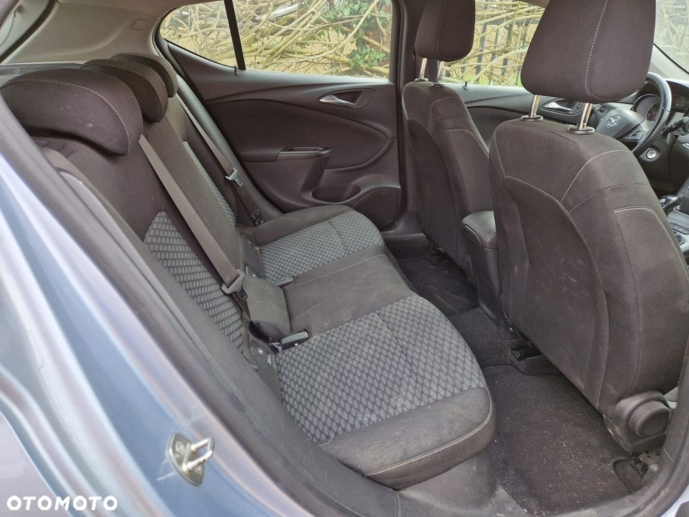 Opel Astra - 8