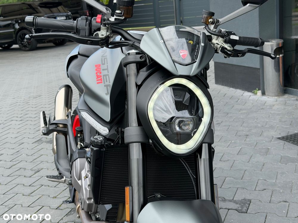 Ducati Monster - 26