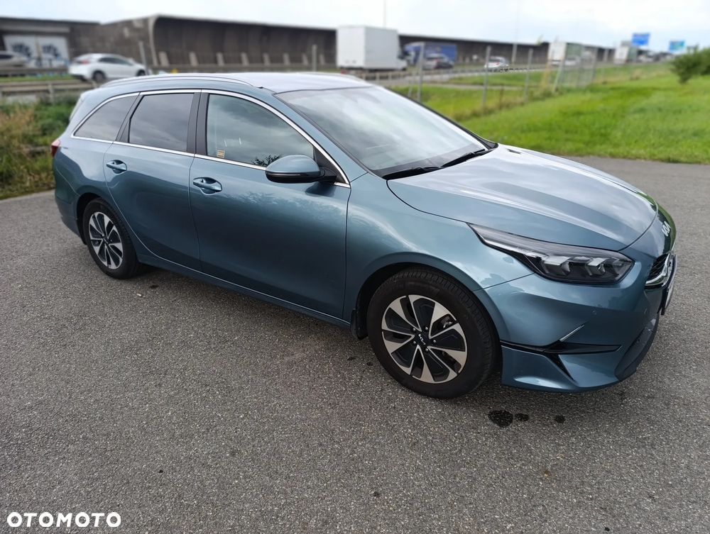 Kia Ceed 1.5 T-GDI Tribute DCT - 4