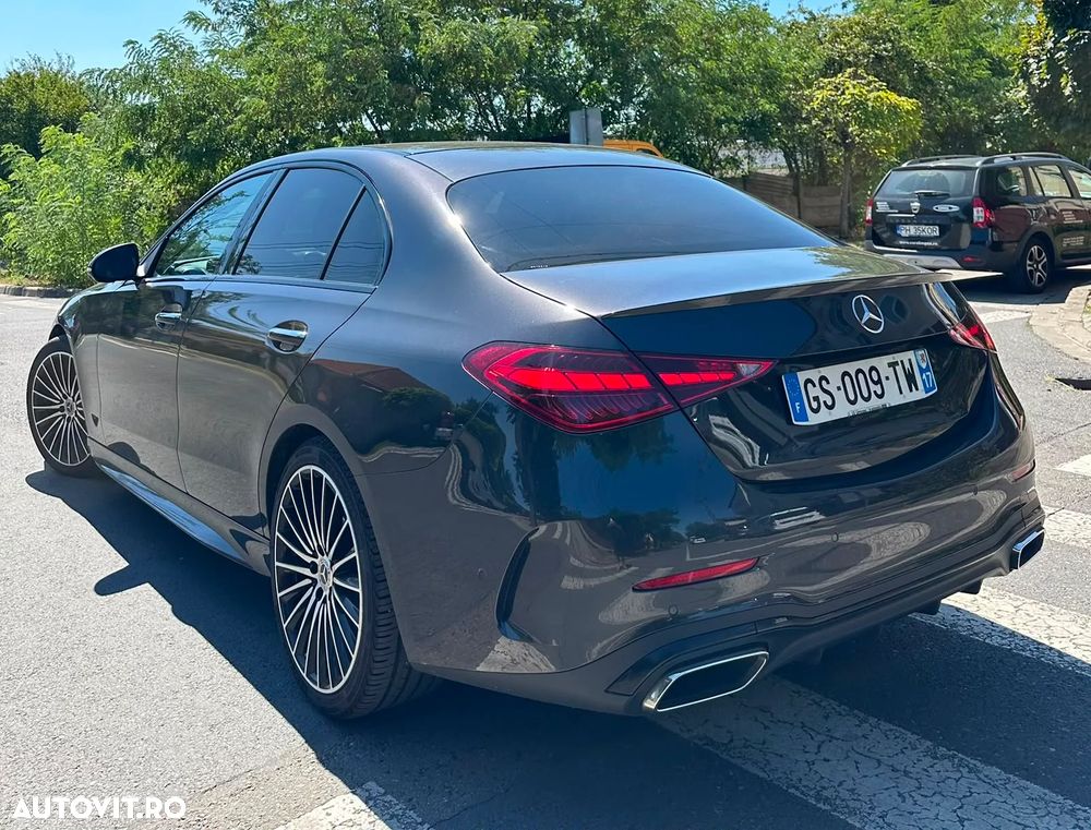 Mercedes-Benz C - 4