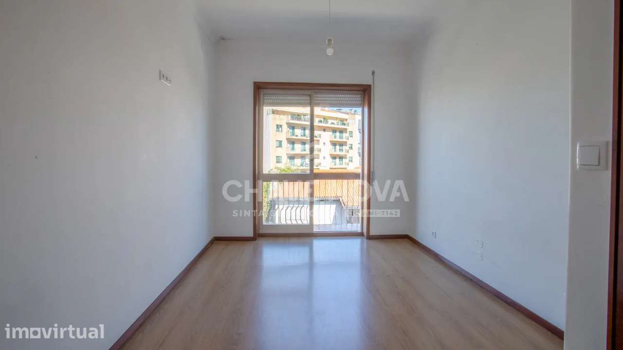 Apartamento T2 - Rasa - CO - Grande imagem: 3/14