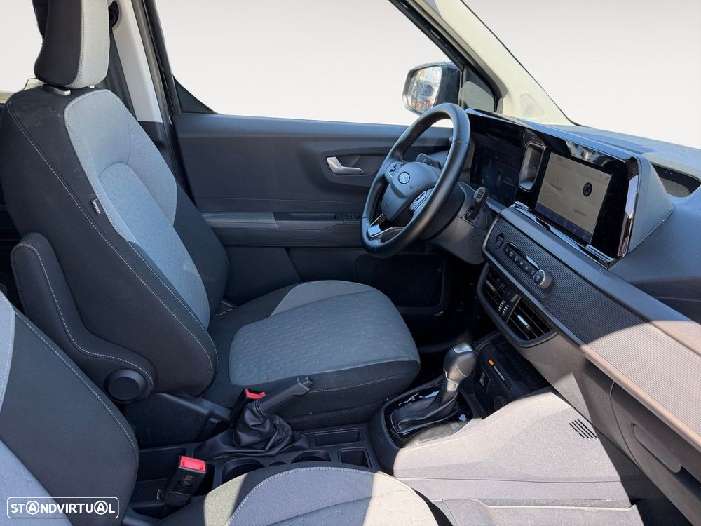 Ford Tourneo Courier 1.0 EcoBoost Titanium DCT — fotografia 15