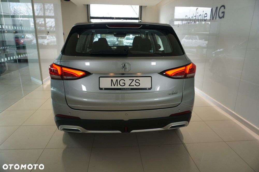MG ZS Hybrid+ - 17