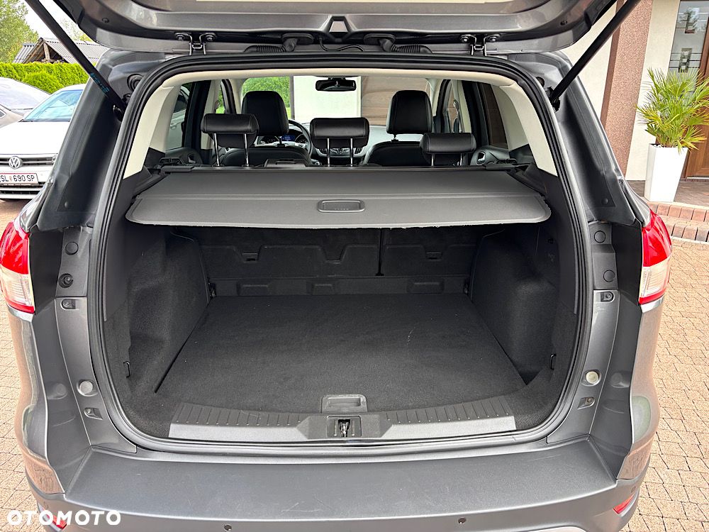 Ford Kuga 2.0 TDCi 4WD Titanium Plus - 35