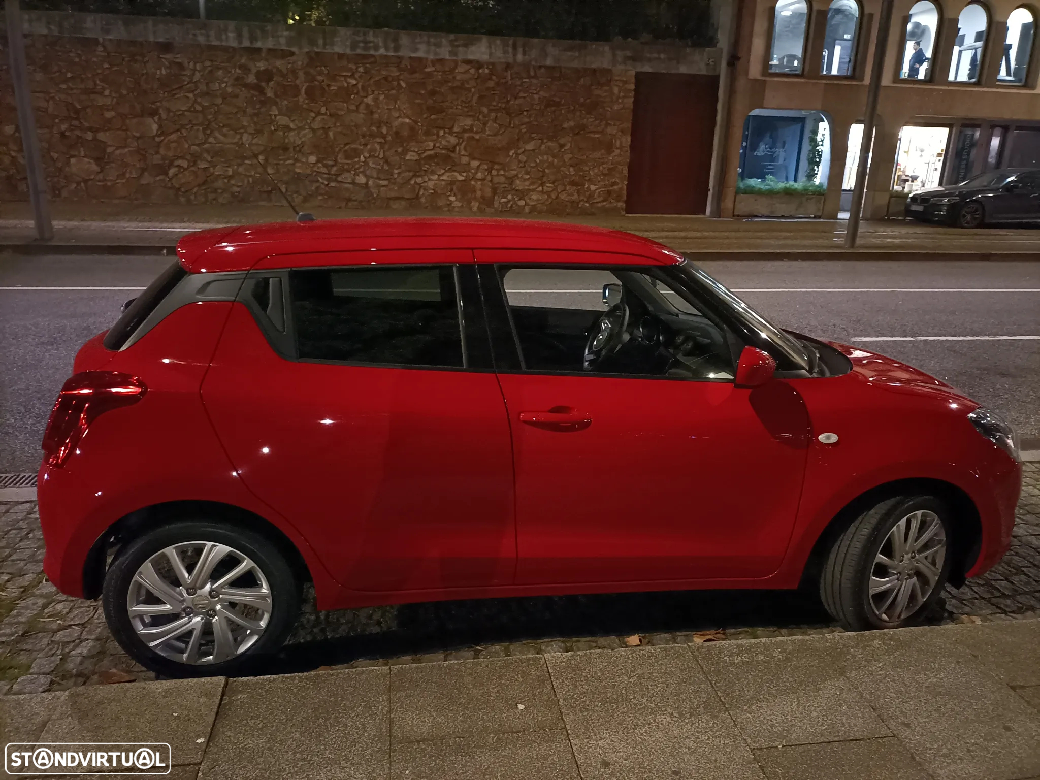 Suzuki Swift 1.2 Mild Hybrid GLE - 13