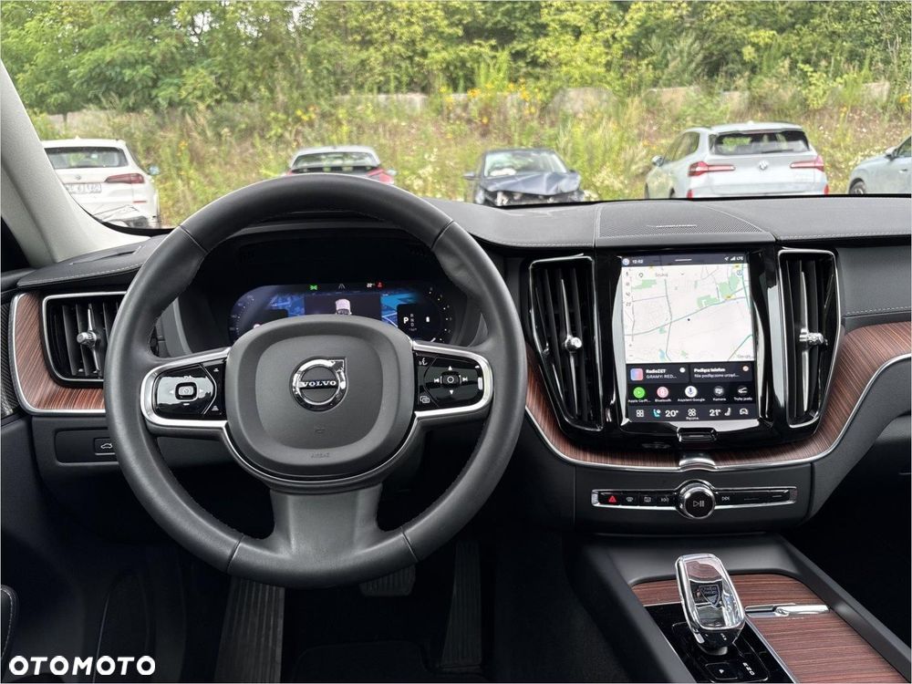 Volvo XC 60 B4 D AWD Ultimate Dark - 5