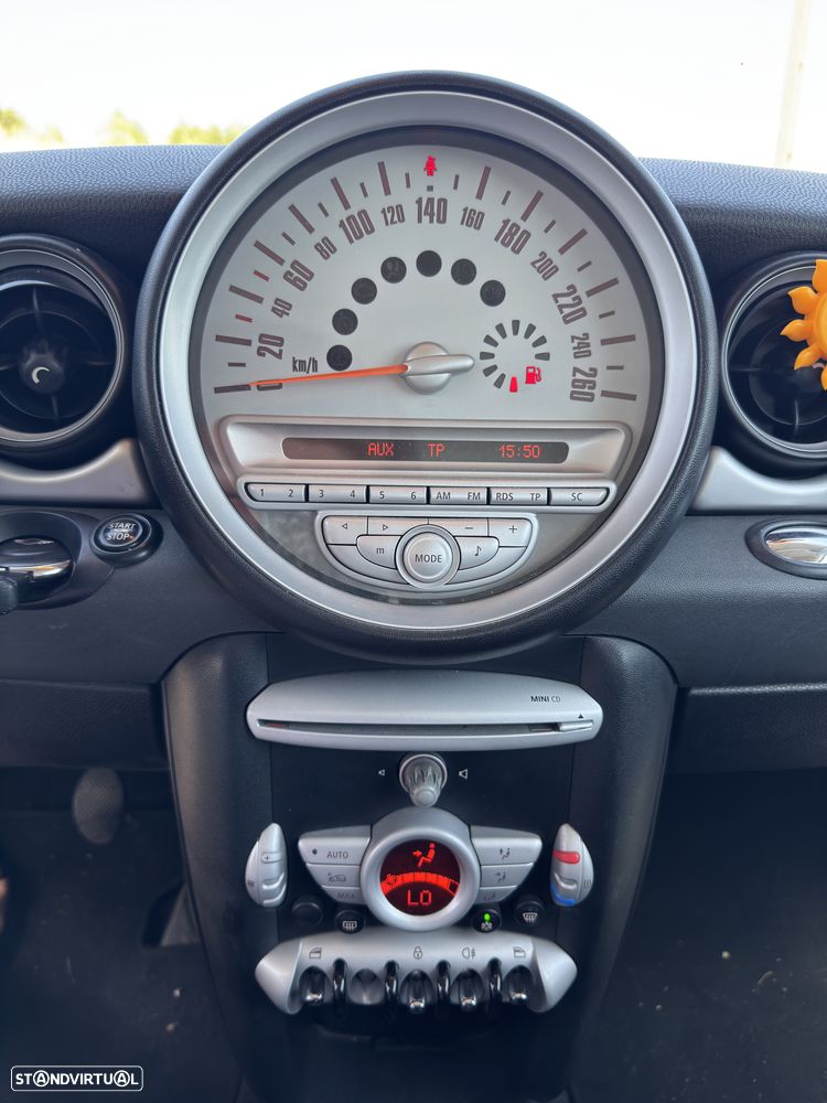 MINI 3 Portas Cooper D - 29
