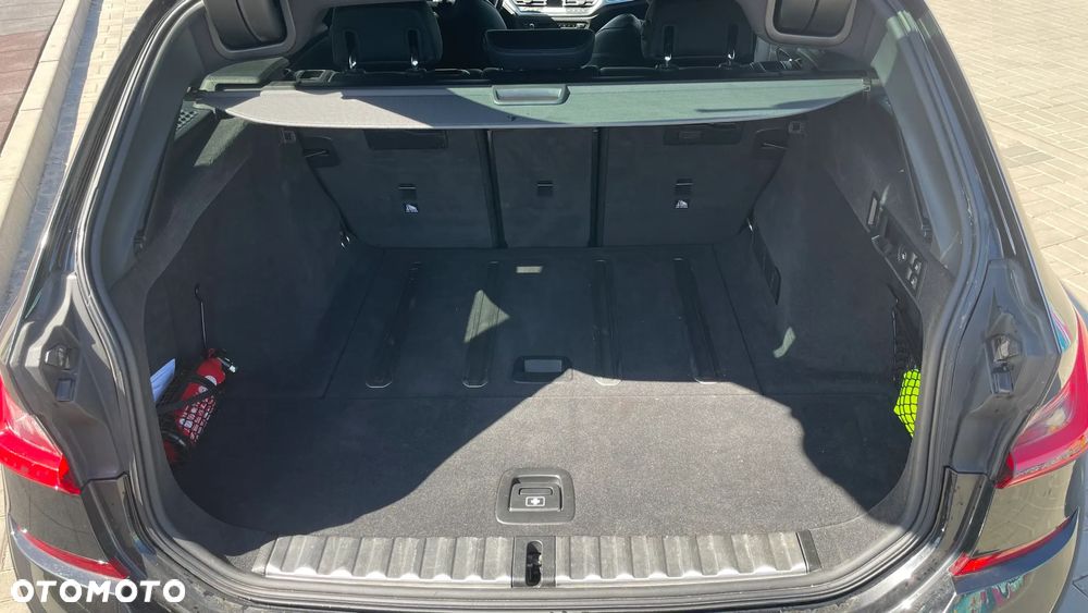 BMW Seria 3 320d Sport Line - 8