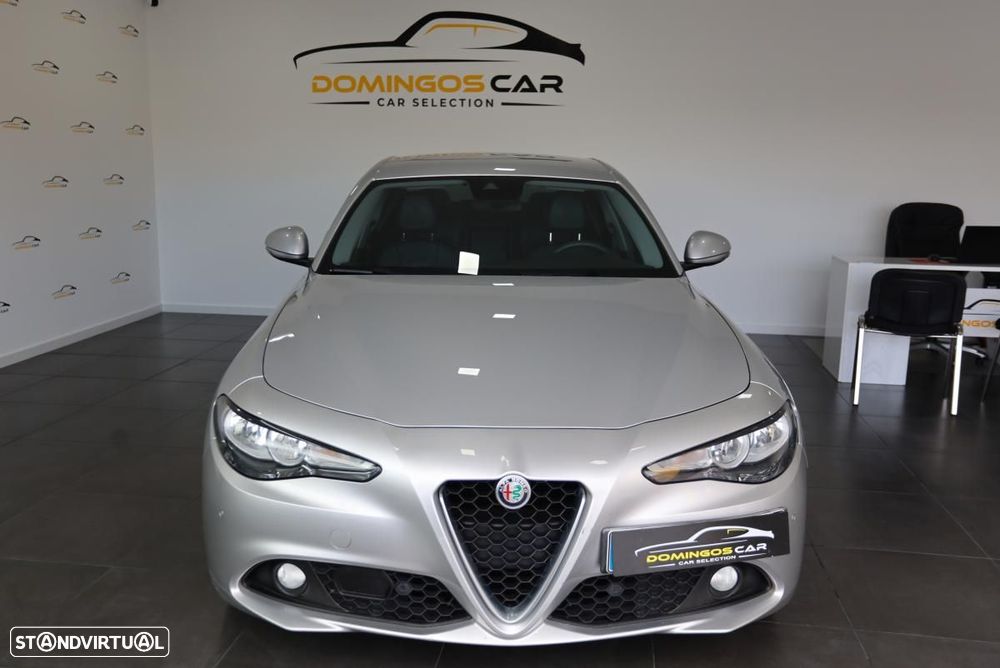 Alfa Romeo Giulia - 4